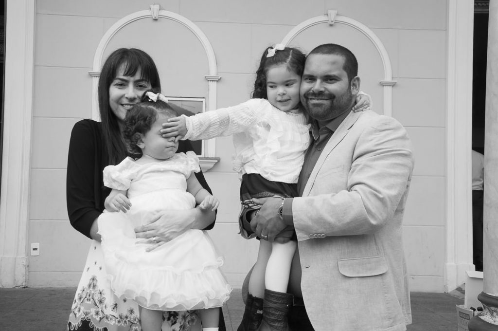 Veja os melhores trabalhos em cerimônias de batizado da LuPorfirio Fotografia, especializada em famílias e eventos infantis